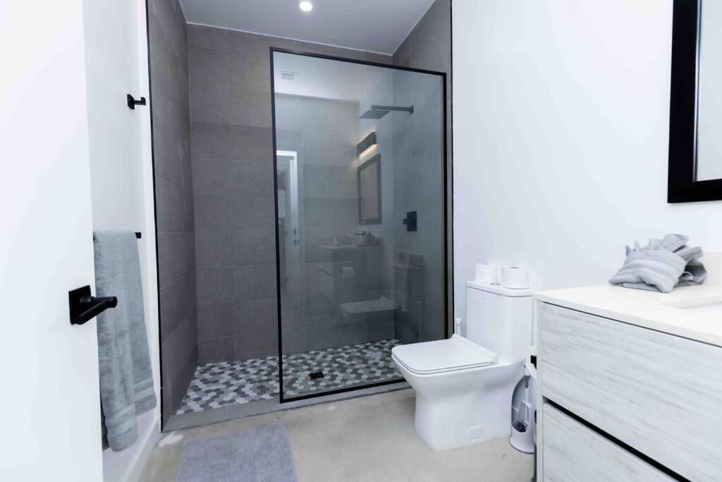Huge 4 Bedroom Townhouse W/ Private Rooftop & Bbq 마이애미 외부 사진